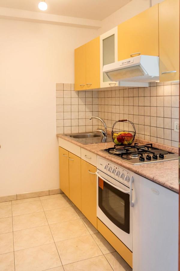 شقة Clorinda Sea View Free Parking روفينج المظهر الخارجي الصورة